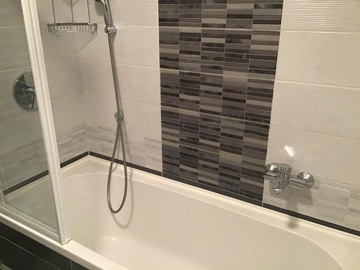 Family Wellness Apartman Hajdúszoboszló 外观 照片