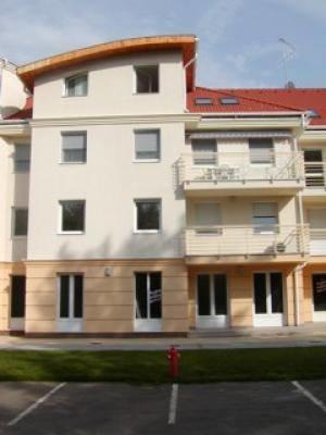 Family Wellness Apartman Hajdúszoboszló 外观 照片